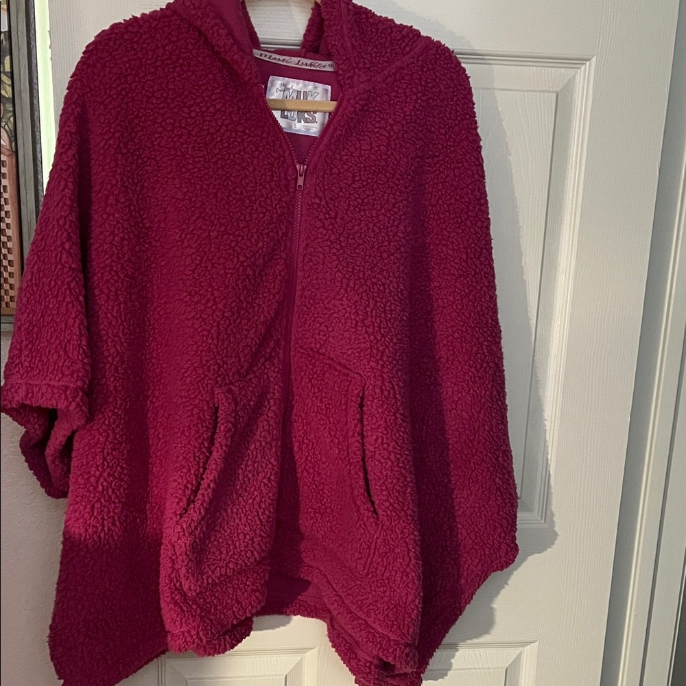 Muk Luks hot pink Hooded Poncho! Like new!